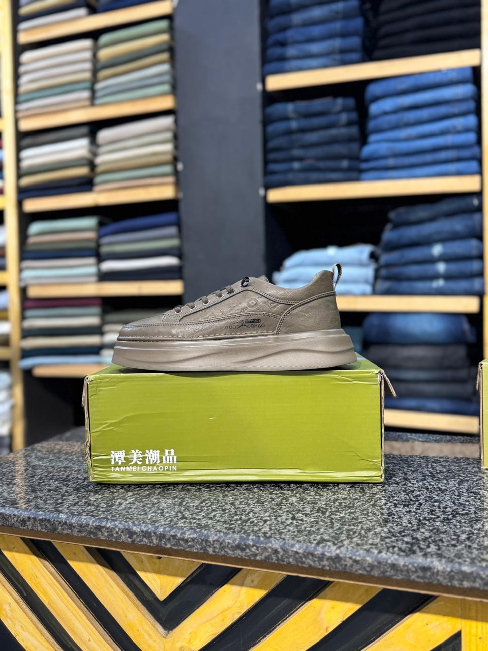 Men’s Joggers – Comfortable, Stylish & Lightweight Casual Pants for Everyday Wear