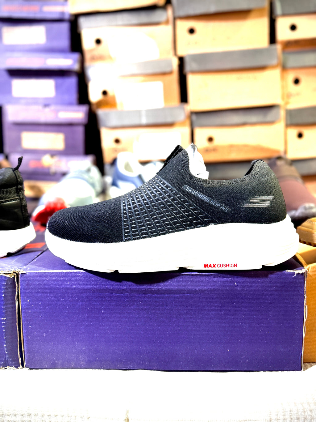 Skechers Ultra Light Vapor Foam Shoes - Affordable Price in Pakistan | 2369