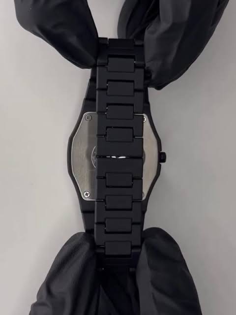 Buy black aura watch  with date Online at Best Price in Pakistan ...