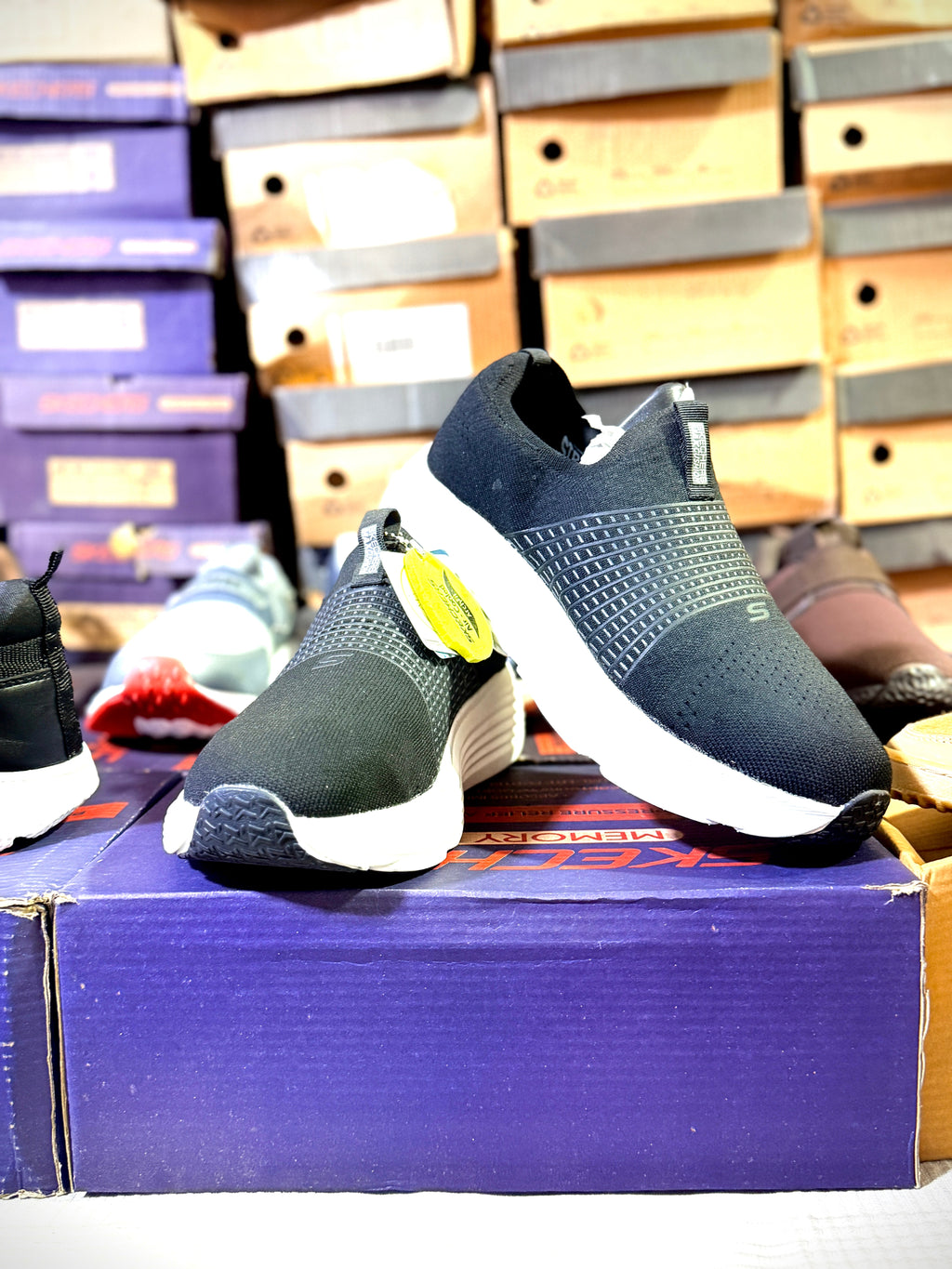 Skechers Ultra Light Vapor Foam Shoes - Affordable Price in Pakistan | 2369