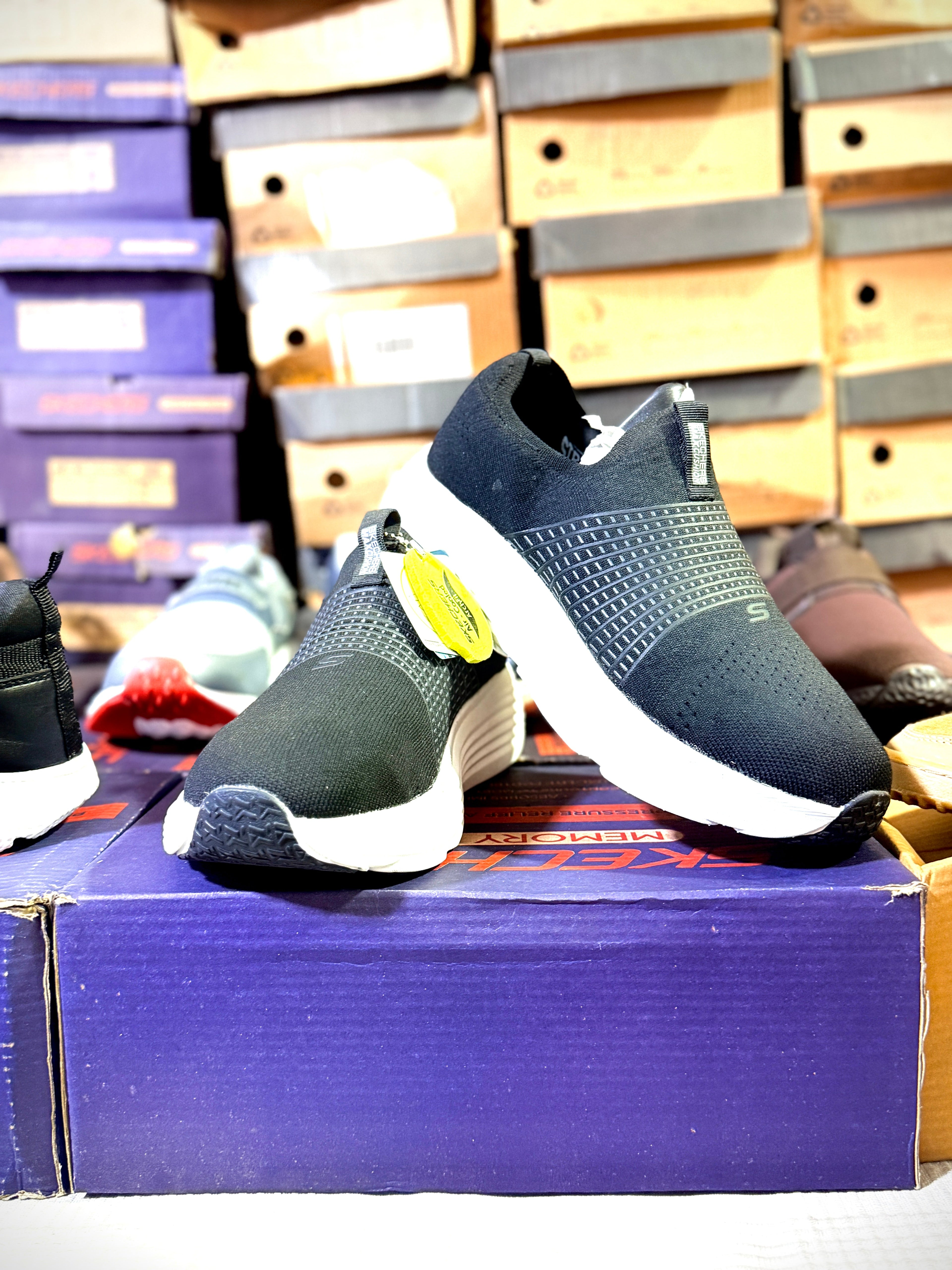 Skechers Ultra Light Vapor Foam Shoes - Affordable Price in Pakistan | 2369